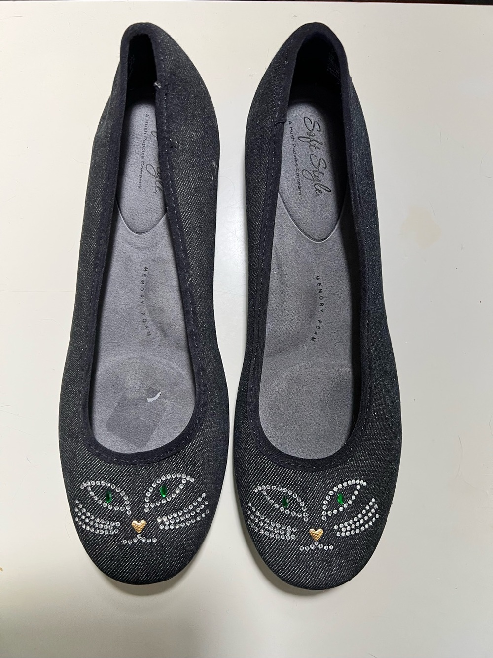 Soft Style Kitty Cat  charcoal Denim colored ballet flats. Memory foam insoles.